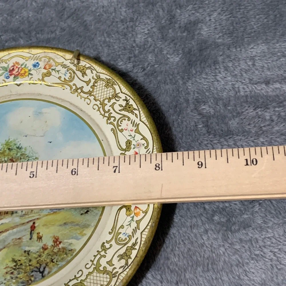 Vtg Daher Decorated Ware Tin Plate Holland Pastoral Village Scene 8 Inch Cottage